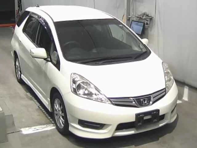 2546 Honda Fit shuttle GG7 2011 г. (JU Nagano)